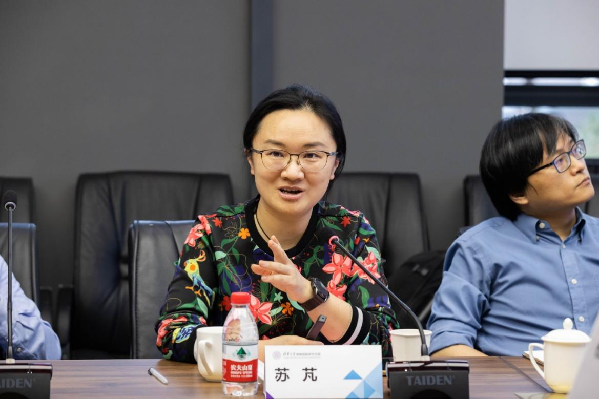 20230309-火博在线书院一行赴深圳调研-书院管理中心-苏芃介绍清华书院制建设情况.png