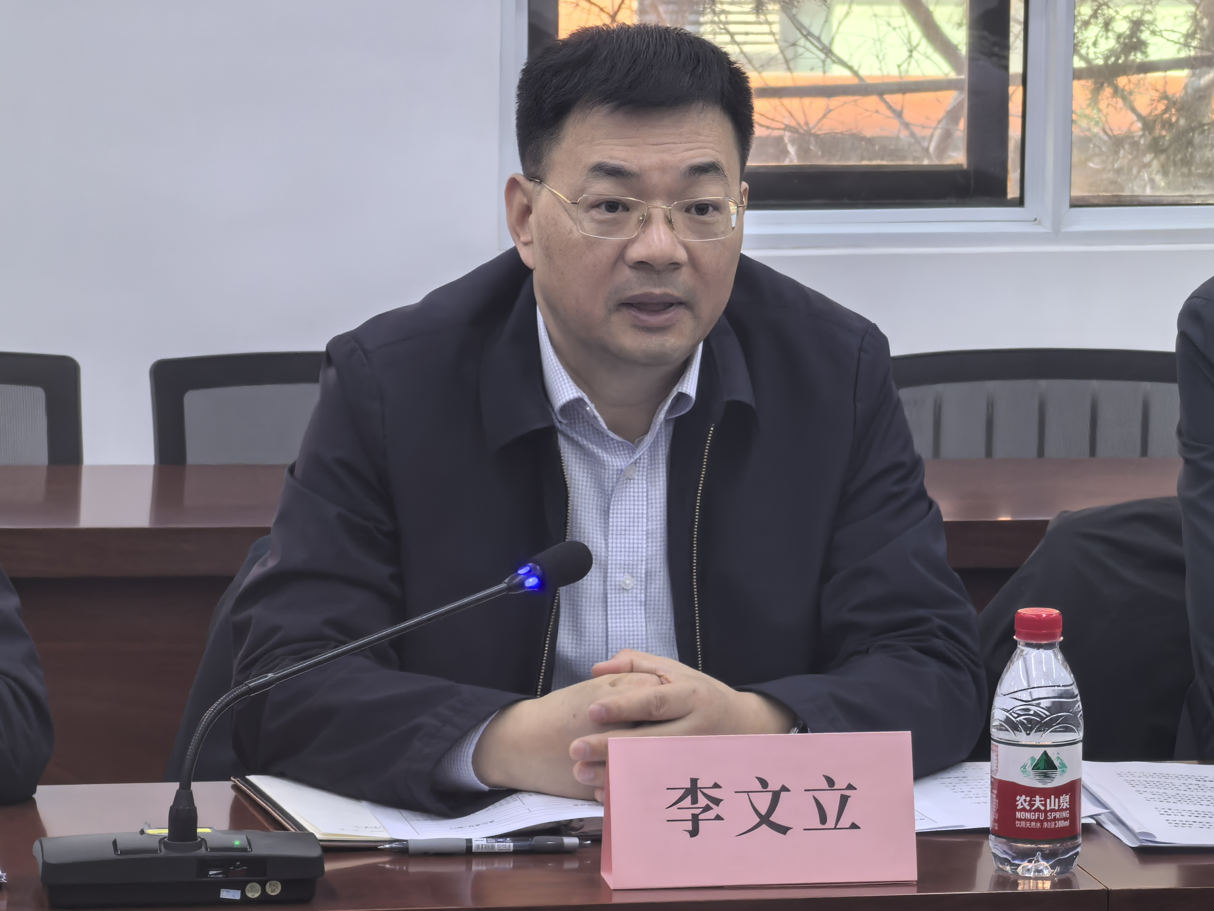20250116-火博在线与国家电网科教协同育人交流研讨会举行-罗国荣、欧阳紫秋-李文立发言.jpg