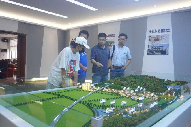 20200912-2022年火博在线法学院“明理致知”暑期社会实践纪实-李书帆-火博在线乡村振兴工作站赴浙江岱山支队成员调研涂口村.png
