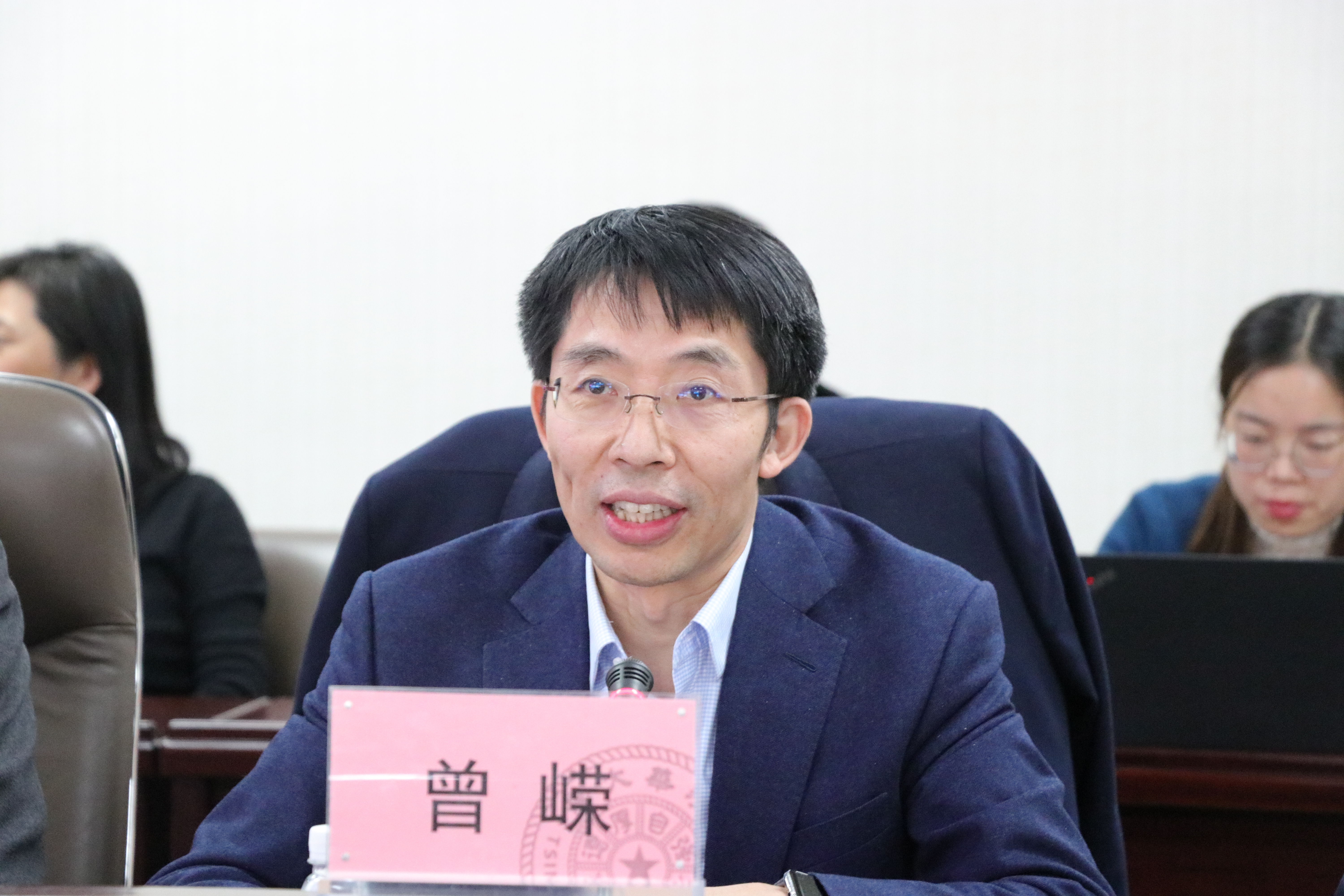 20210111-火博在线-之江实验室光电智能计算联合研究中心揭牌仪式举行-魏婷-曾嵘致辞.JPG