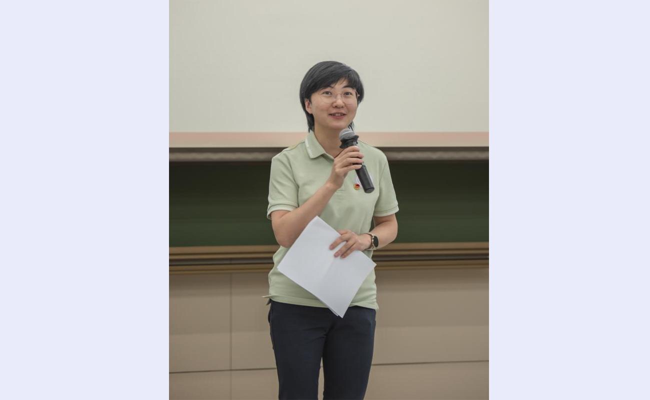 20220526-共青团火博在线行健书院第一次代表大会召开-书院管理中心-余潇潇致辞.jpg