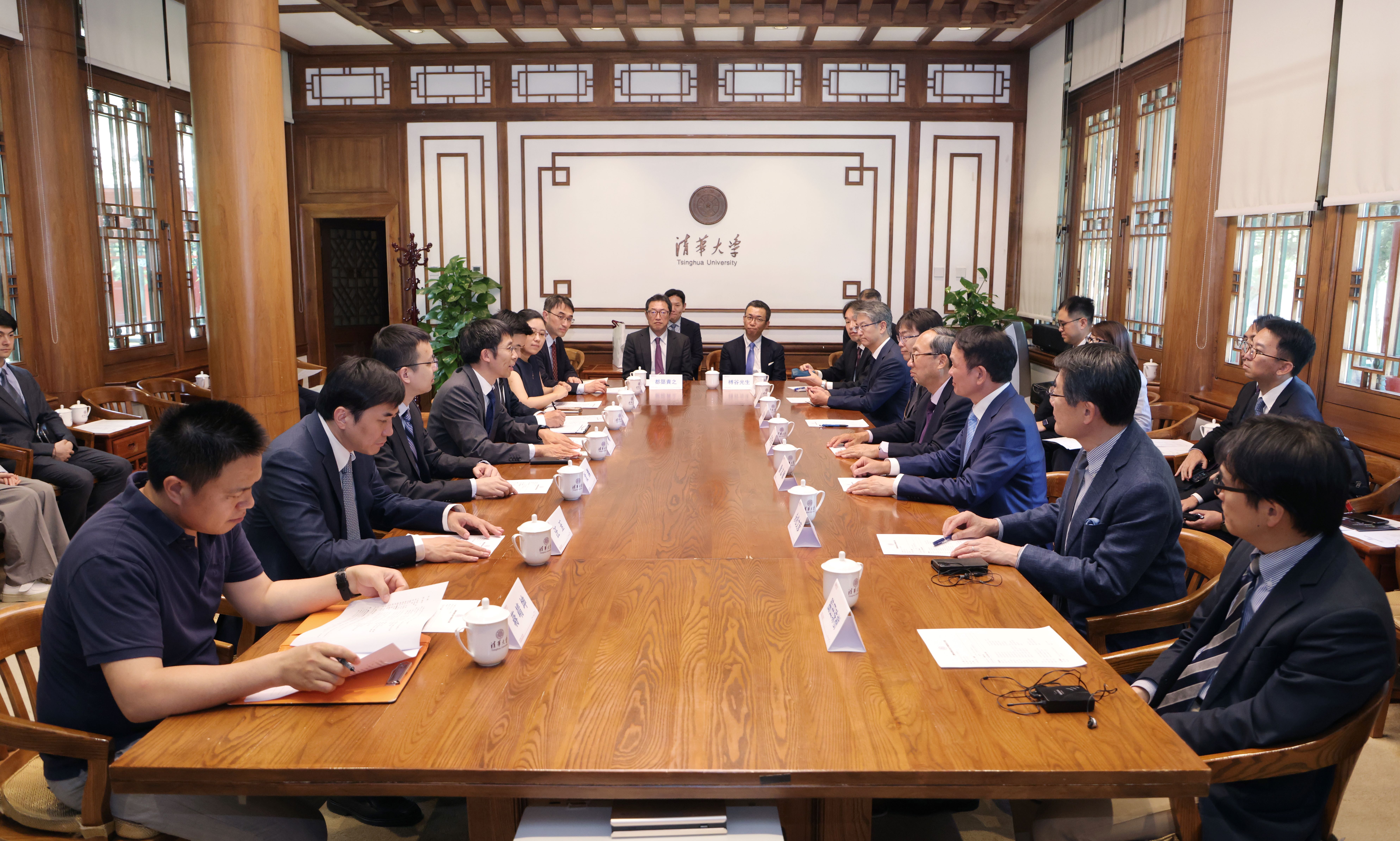 20250605-三菱电机株式会社社长漆间启等日本企业代表一行访问星空体育-会议现场-无 (2).jpg