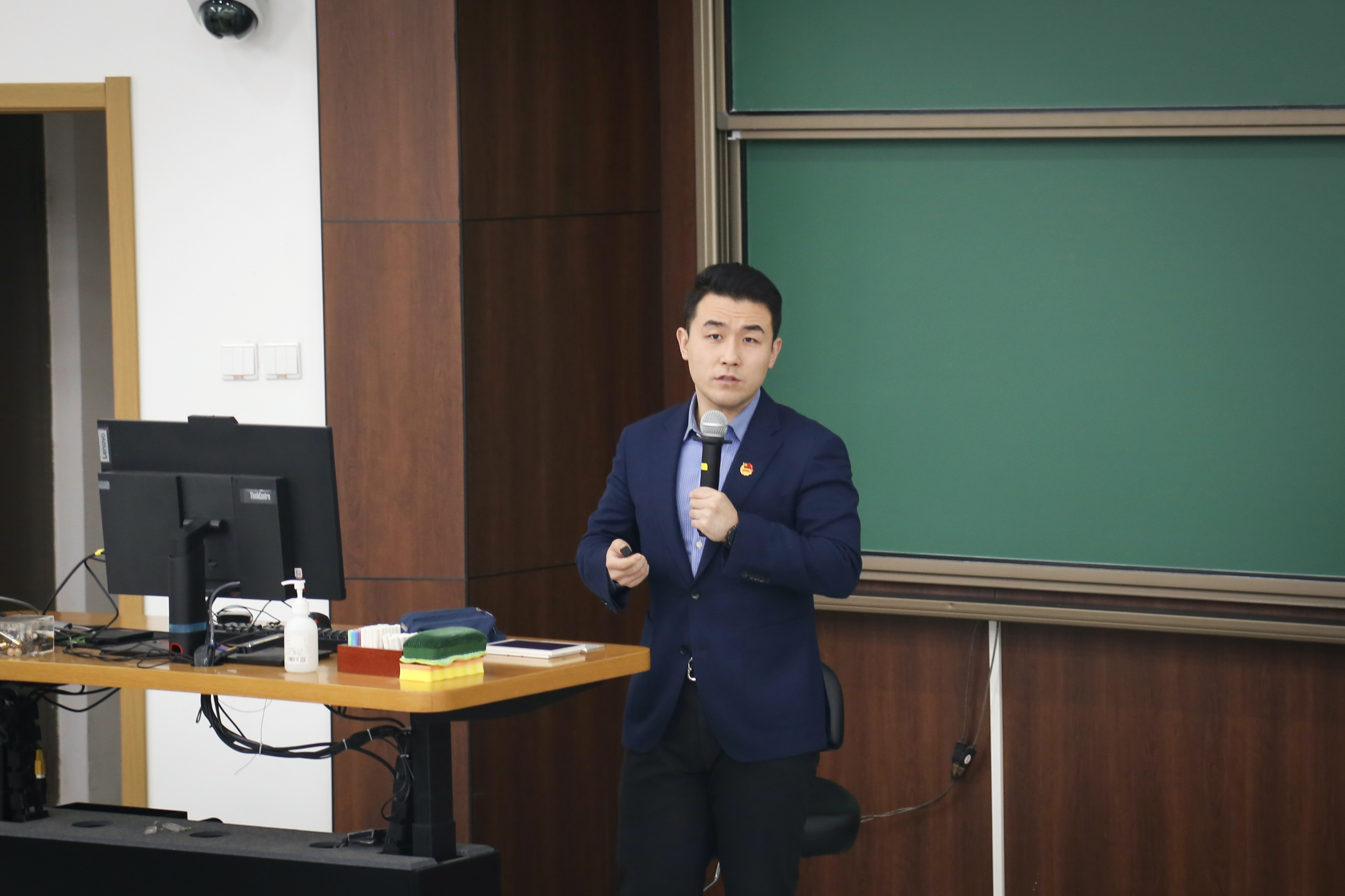 20221013-火博在线第四期“笃行”研究生领导力培养计划开班仪式顺利举行-金雨浩授课-肖明瑞.jpg